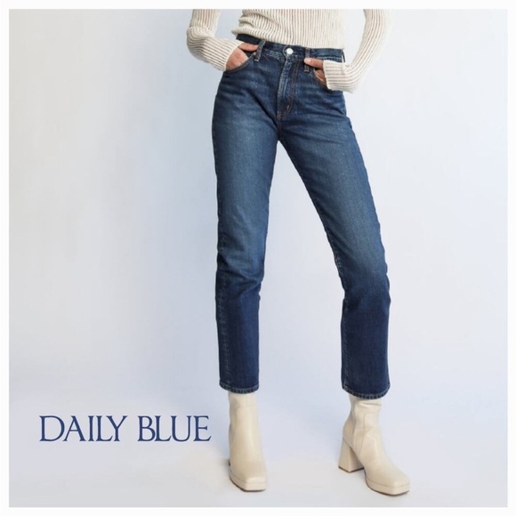 Daily Blue Manya Legacy‎ Wash Straight Leg Denim Jeans NEW 1012-1014 AG Denim - Picture 1 of 16